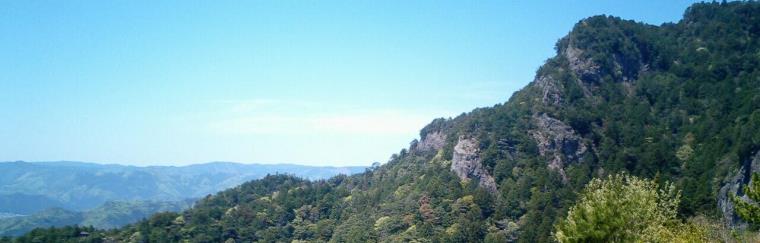 鳳来寺山